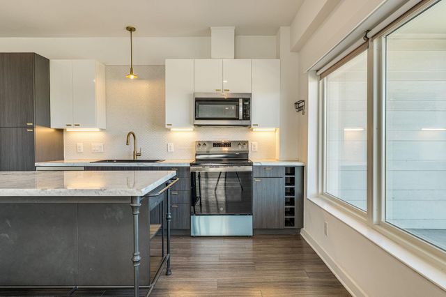 4361 S Congress Ave 401, Austin, TX 78745