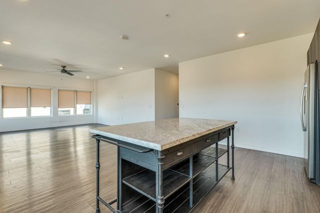 4361 S Congress Ave 401, Austin, TX 78745
