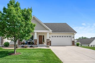 1034 36th Street W, Hastings, MN 55033