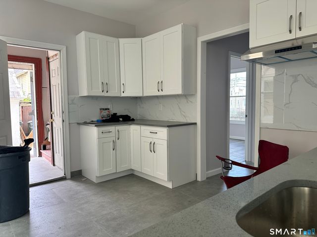 139 Whitney Avenue 1, Bridgeport, CT 06606
