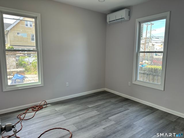 139 Whitney Avenue 1, Bridgeport, CT 06606