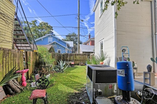 2304 E Reynolds Street, Savannah, GA 31401
