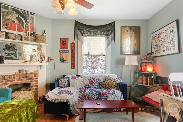 2304 E Reynolds Street, Savannah, GA 31401