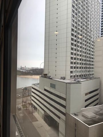 680 N Lake Shore Drive 711, Chicago, IL 60611