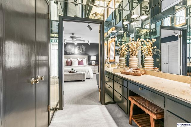 8731 Douglas Street, Omaha, NE 68114