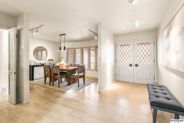 8731 Douglas Street, Omaha, NE 68114