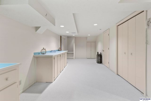 8731 Douglas Street, Omaha, NE 68114