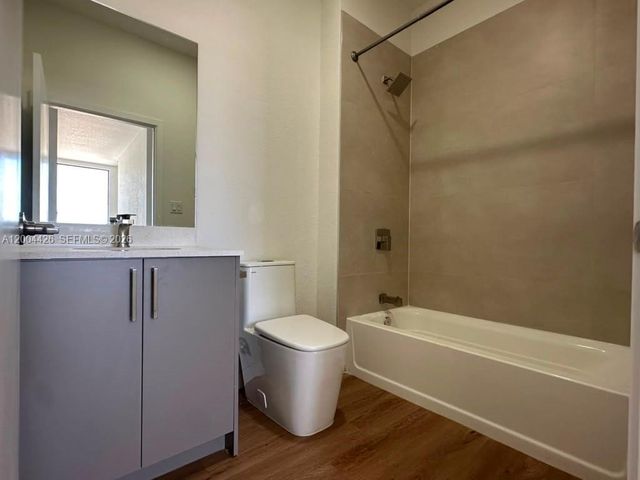 12556 SW 194th St 0, Miami, FL 33177