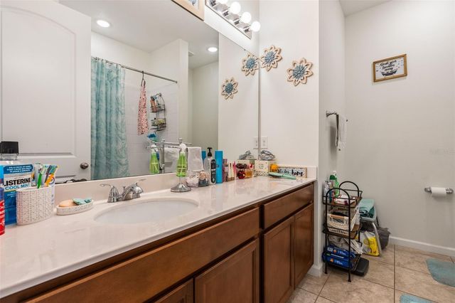 31724 BROADWATER AVENUE, Leesburg, FL 34748