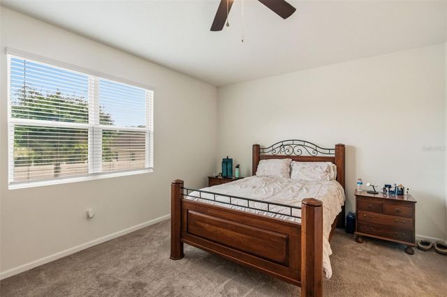 31724 BROADWATER AVENUE, Leesburg, FL 34748