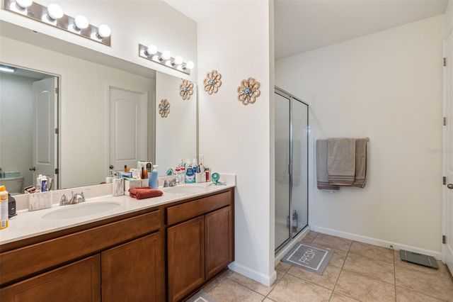 31724 BROADWATER AVENUE, Leesburg, FL 34748