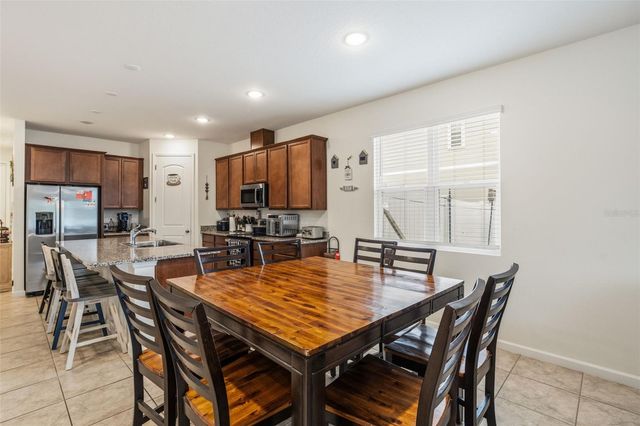 31724 BROADWATER AVENUE, Leesburg, FL 34748