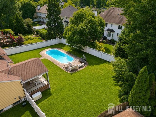 35 Shelley Road, Springfield, NJ 07081
