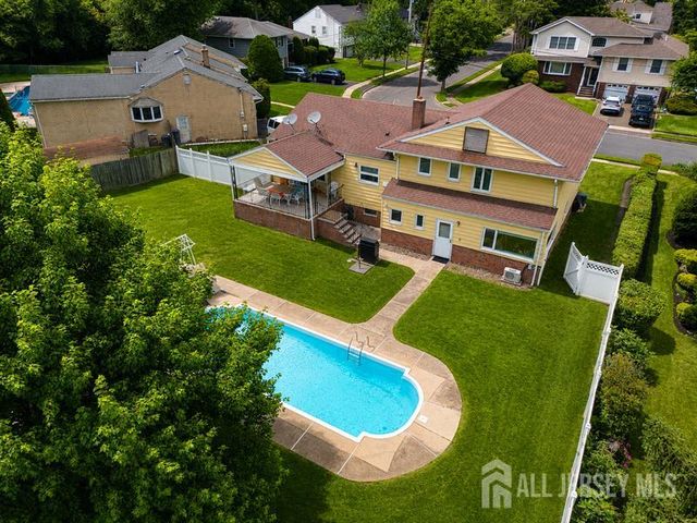 35 Shelley Road, Springfield, NJ 07081