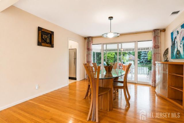35 Shelley Road, Springfield, NJ 07081