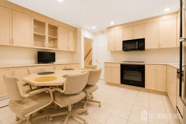 35 Shelley Road, Springfield, NJ 07081