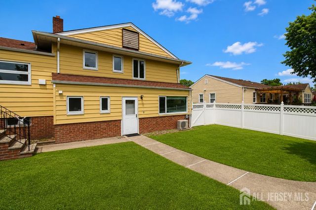 35 Shelley Road, Springfield, NJ 07081