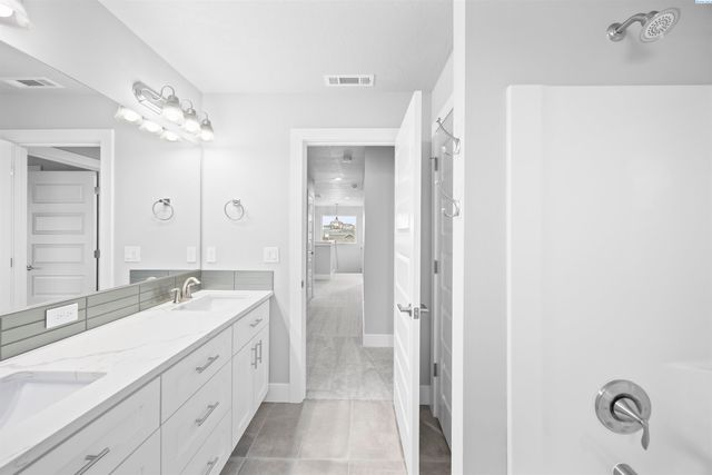 3850 Orchard Street, West Richland, WA 99353