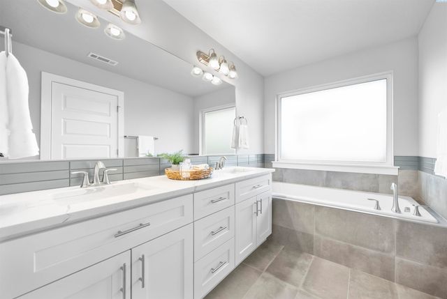 3850 Orchard Street, West Richland, WA 99353