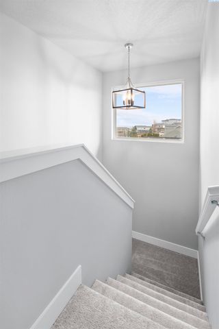 3850 Orchard Street, West Richland, WA 99353