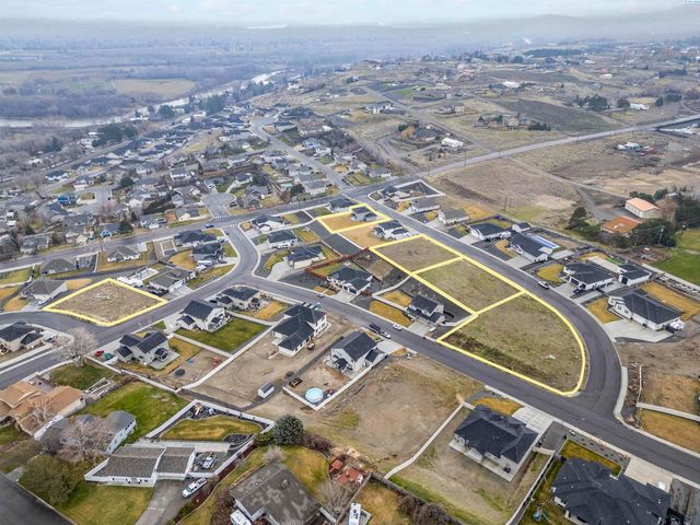 3850 Orchard Street, West Richland, WA 99353