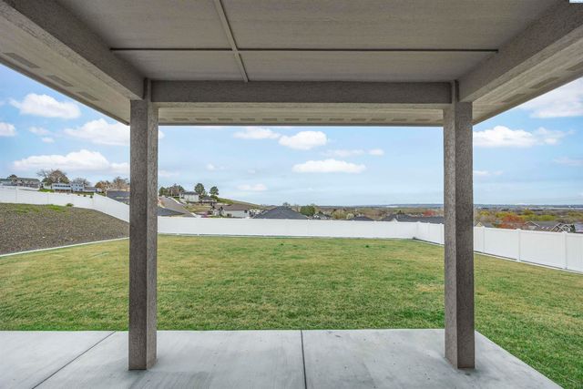 3850 Orchard Street, West Richland, WA 99353