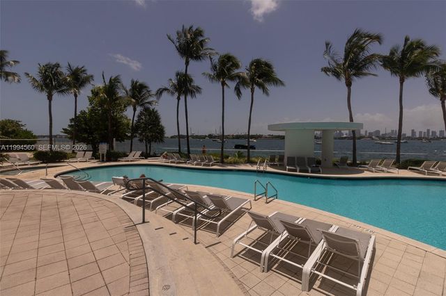 1330 West Ave 3305, Miami Beach, FL 33139