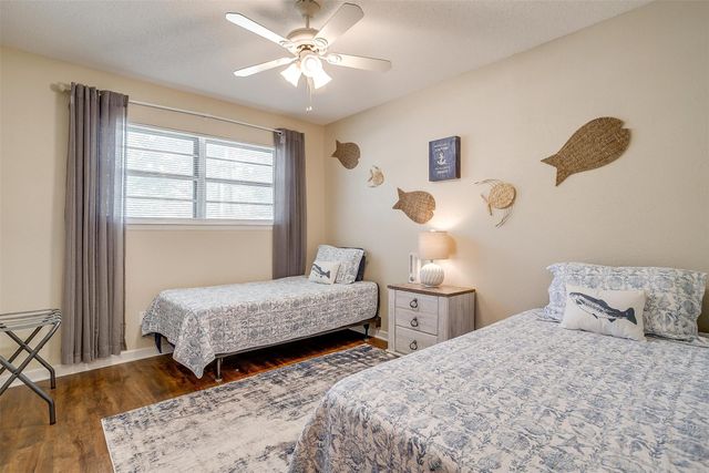 4012 Sioux Court, Granbury, TX 76048