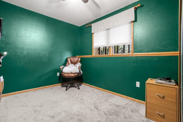 2707 Parkview Drive S, Fargo, ND 58103