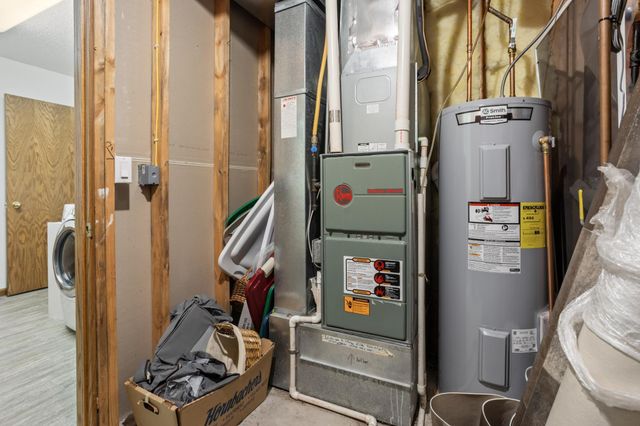 2707 Parkview Drive S, Fargo, ND 58103