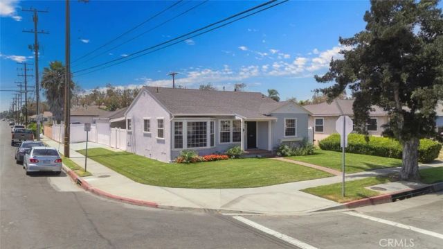 4703 N Bellflower Blvd, Long Beach, CA 90808