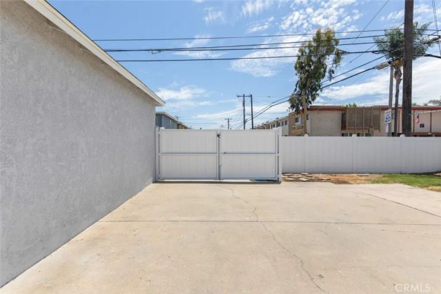 4703 N Bellflower Blvd, Long Beach, CA 90808