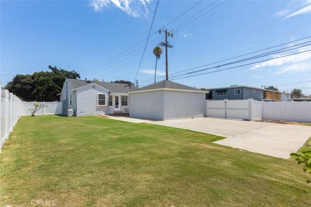 4703 N Bellflower Blvd, Long Beach, CA 90808