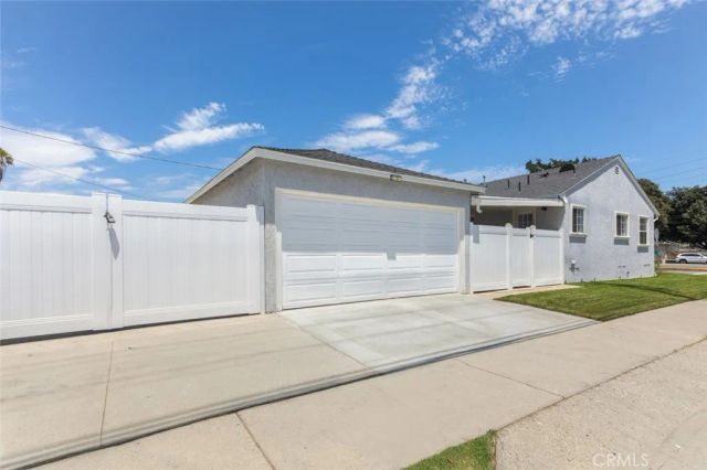4703 N Bellflower Blvd, Long Beach, CA 90808