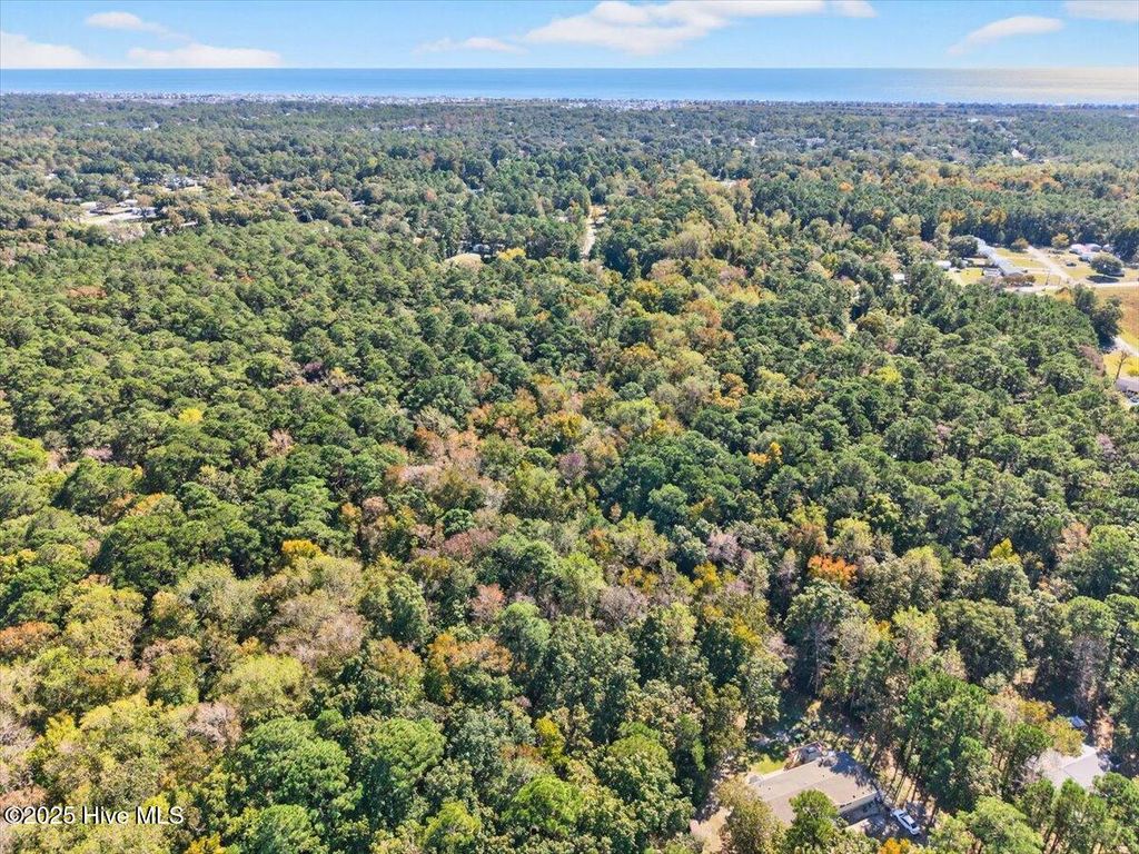 Image 14 of property listing at 2340 Boones Neck Road SW, Supply, NC 28462