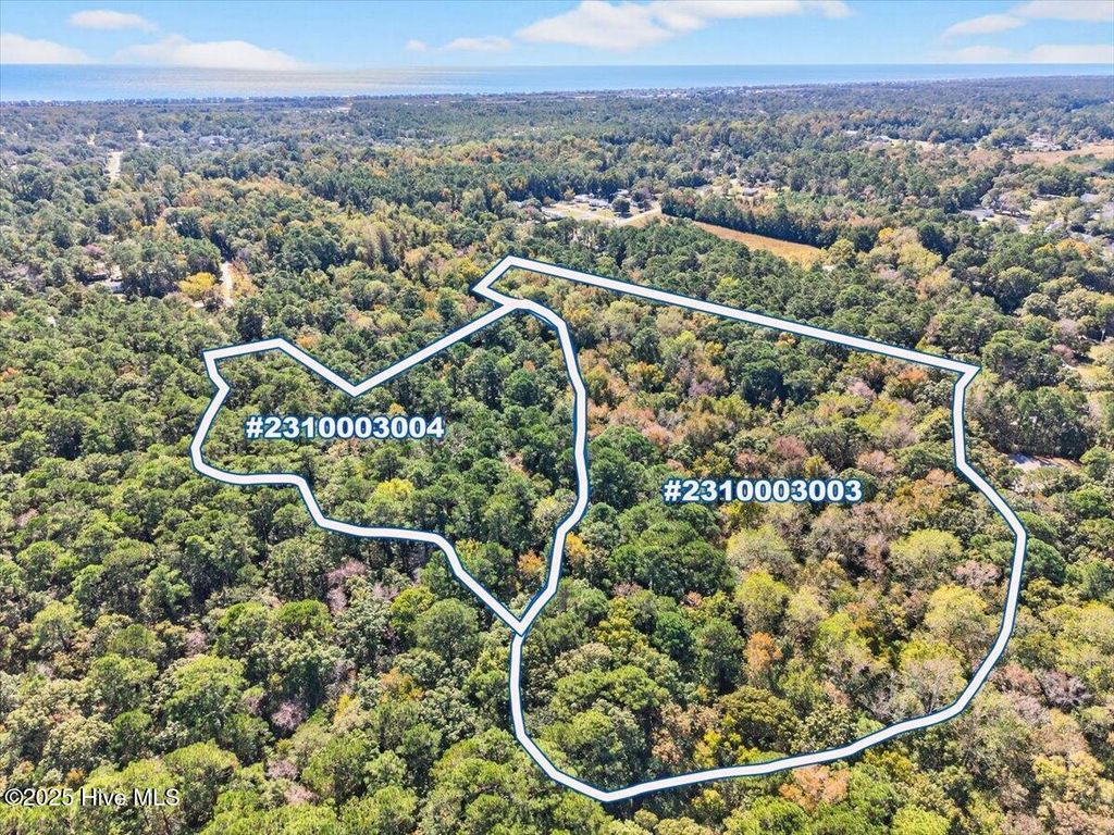 Image 15 of property listing at 2340 Boones Neck Road SW, Supply, NC 28462