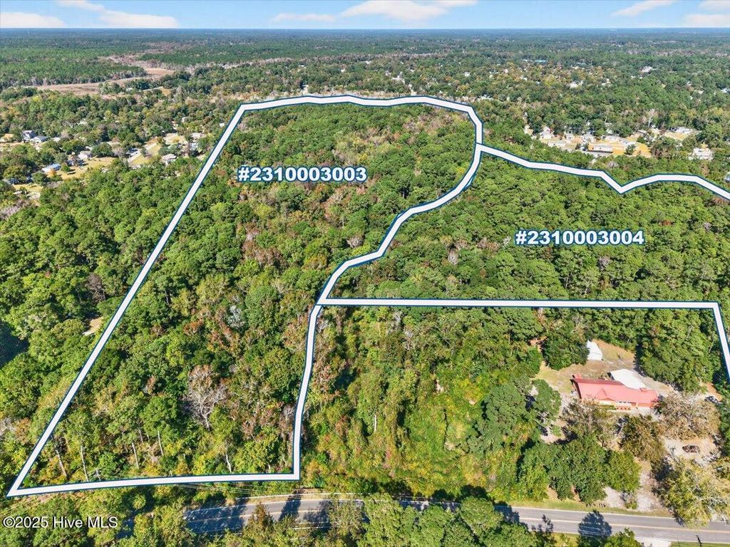 Image 2 of property listing at 2340 Boones Neck Road SW, Supply, NC 28462