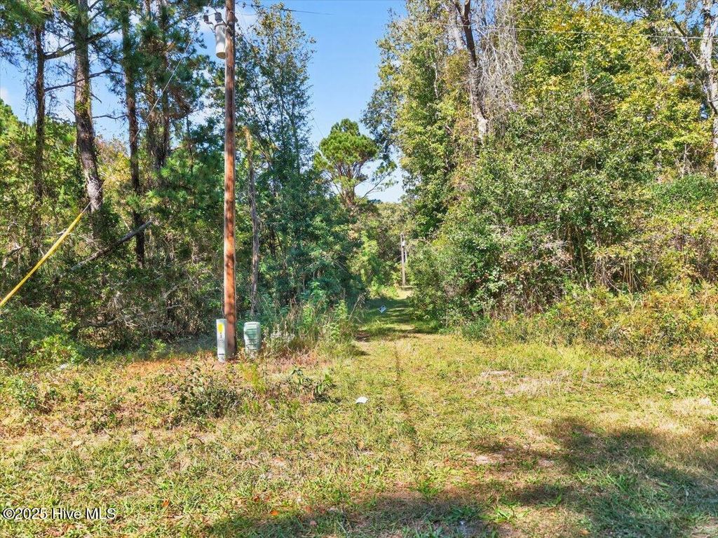 Image 24 of property listing at 2340 Boones Neck Road SW, Supply, NC 28462