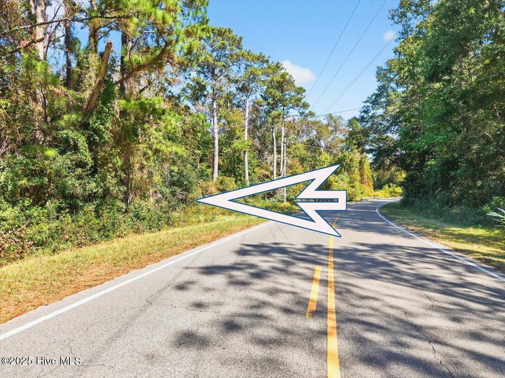 Image 27 of property listing at 2340 Boones Neck Road SW, Supply, NC 28462