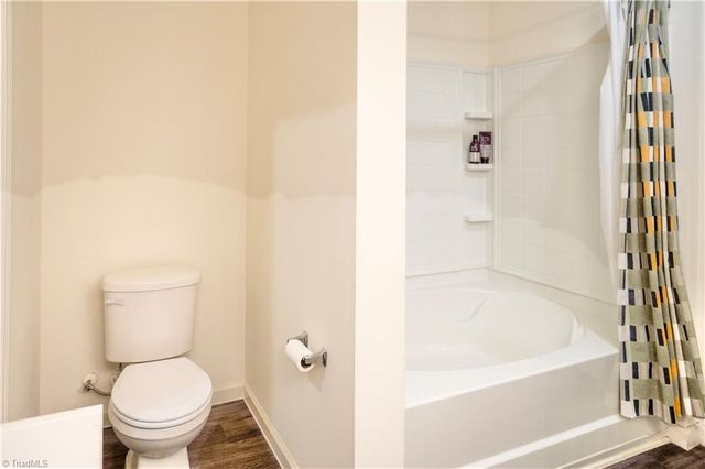 3806 Bissett Way, Greensboro, NC 27405