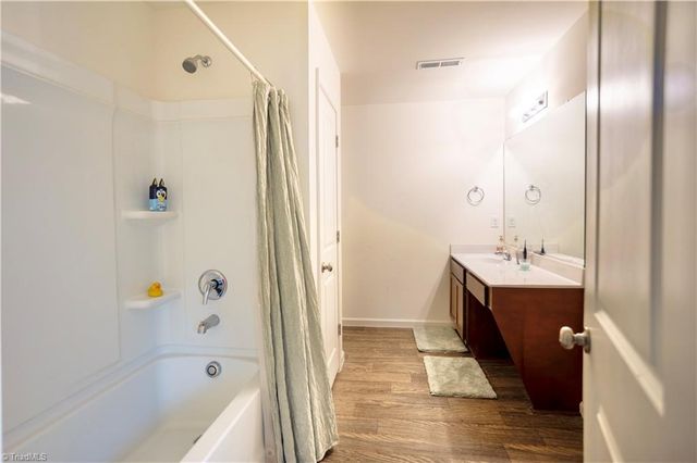 3806 Bissett Way, Greensboro, NC 27405