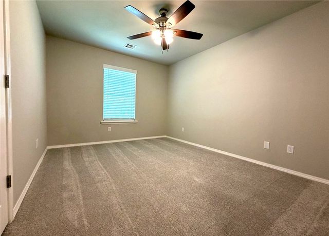 1 Mills Lane, Bella Vista, AR 72714