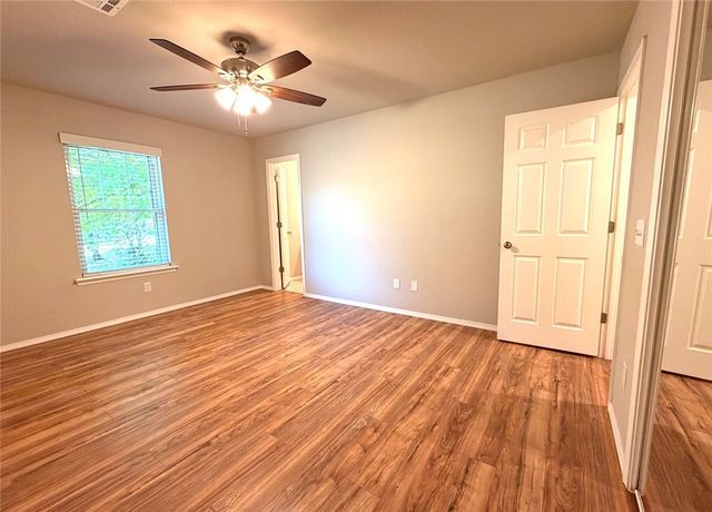 1 Mills Lane, Bella Vista, AR 72714