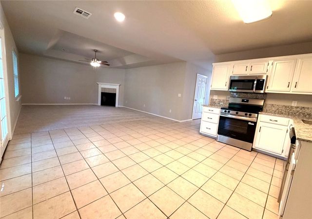 1 Mills Lane, Bella Vista, AR 72714