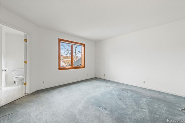 2635 Dorchester Road, Birmingham, MI 48009