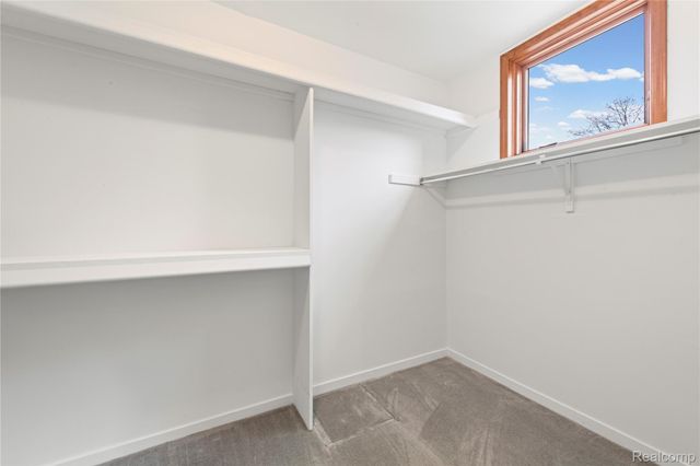 2635 Dorchester Road, Birmingham, MI 48009