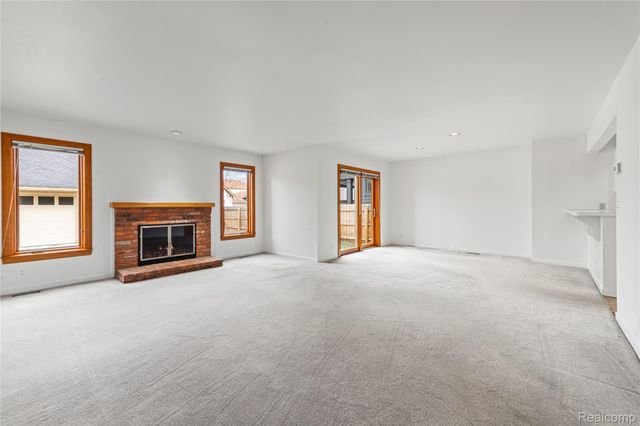 2635 Dorchester Road, Birmingham, MI 48009