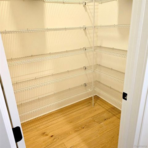 50829 Mistwood Drive, Macomb Township, MI 48042