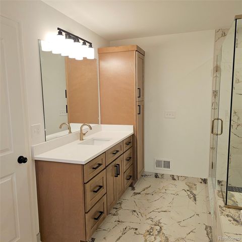 50829 Mistwood Drive, Macomb Township, MI 48042