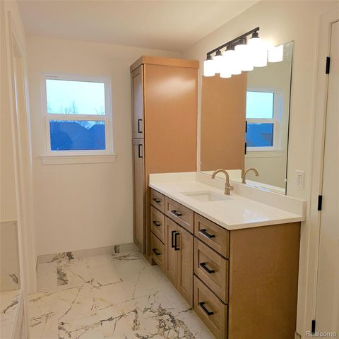 50829 Mistwood Drive, Macomb Township, MI 48042